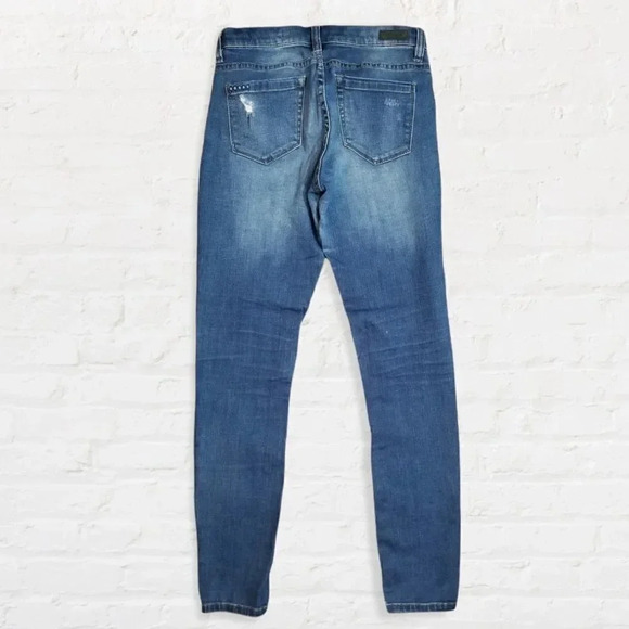♥️ Blank NYC ♥️ | Skinny Classique Distressed Jean's Sz 28 - Picture 2 of 5